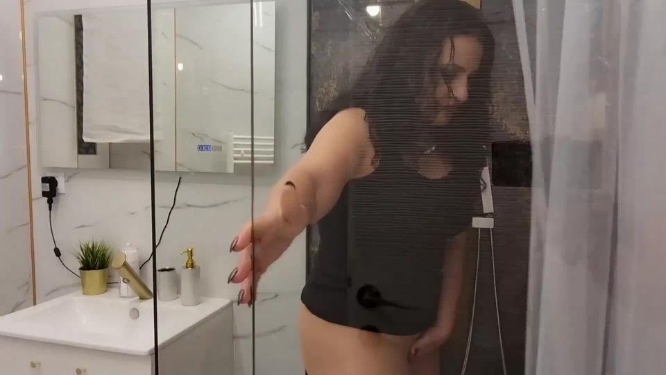 Romaniangoddesses – Hardcore Cbt And Farting In The Mouth Of Mistress Luna And Faithhardcore Cbt galery screen 4