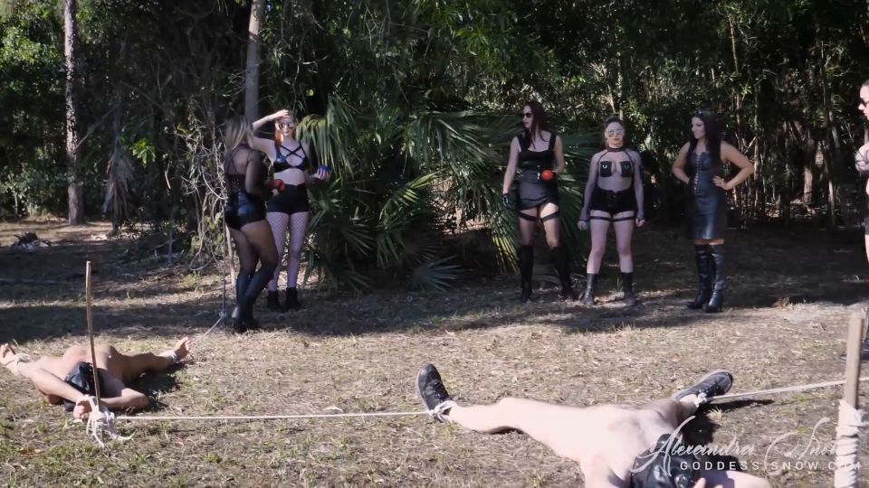 Goddess Alexandra Snow – Bocce Ballbusted