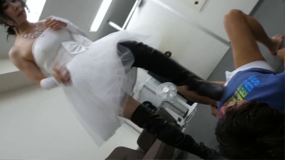 Faceslap Japan Super Hard – Cruel Ballbusting By Wedding