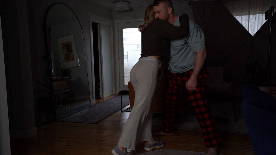 Sofia–s – Ballbusting Sneakers