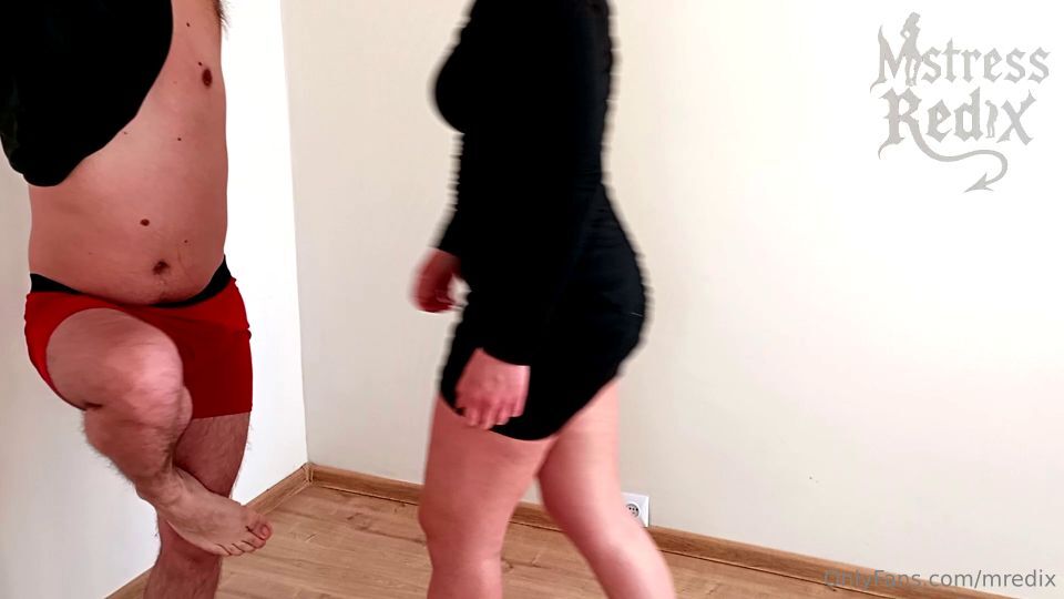 Mistress Redix – Handcuffed And Hard Ballbusting