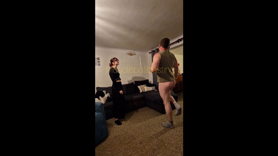 Muscleballbusting – My Sisters Best Real Life Friend Ballbusts Me June galery screen 2