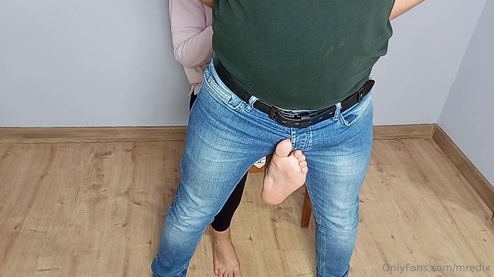 Mistress Redix – Jeans Ballbusting From Behind