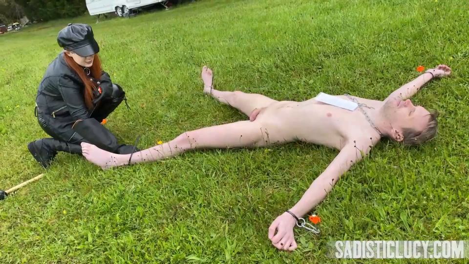 Sadistic Lucy – Cbt With Nettles – Mistress Roo