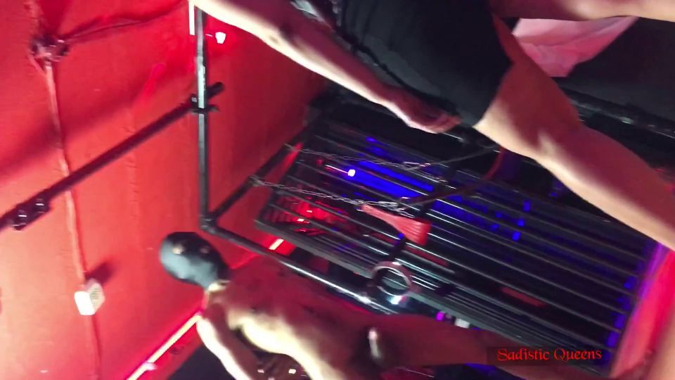 Sadistic Queens – Squishysax – Goddess Tamara Lovset – Standing On Your Balls