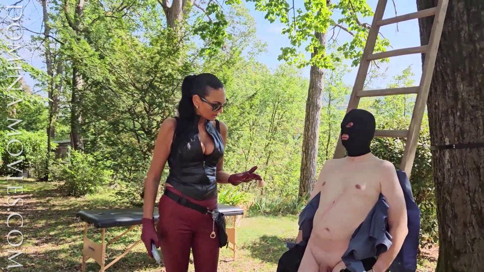 Madame Catarina – Cruelest Beauty – The Housebreaker-istress – Chapter Two galery screen 3