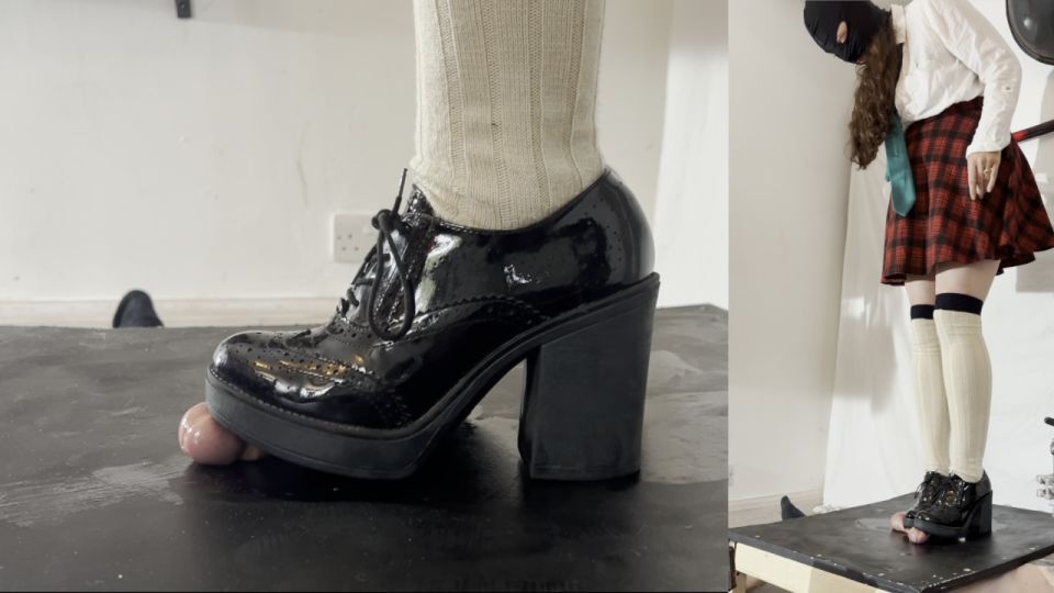 Mistress Dolores Trampling And Cbt – Demented Schoolgirl Crushing Stomping Shoejob In My And Chunky Patent Brogues galery screen 2