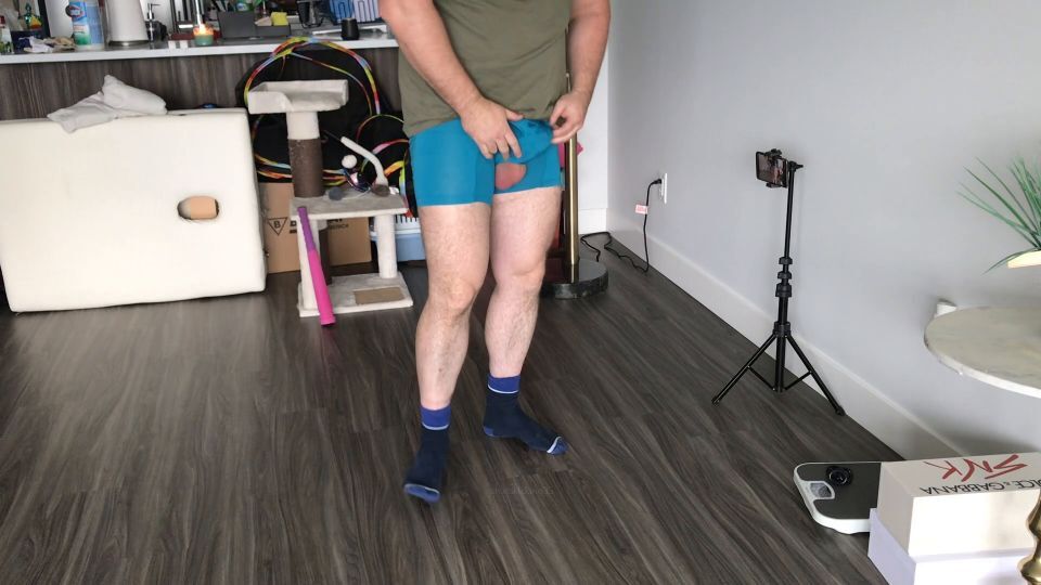 Whatskicking35 – Sexy Dress Ball Destruction galery screen 4