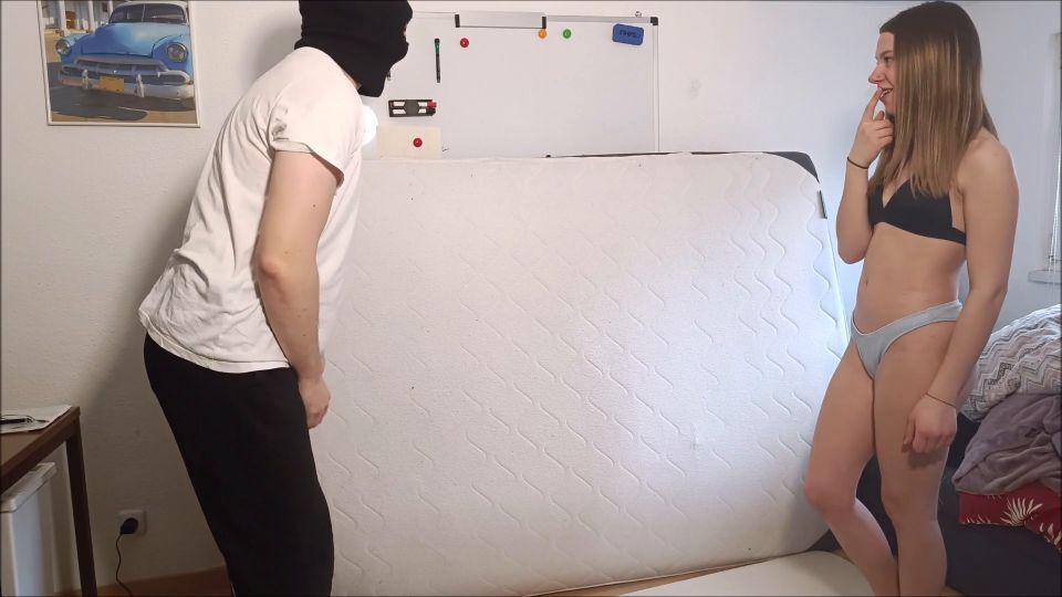 Germanballsbusted – Bikini Ball Destruction galery screen 3