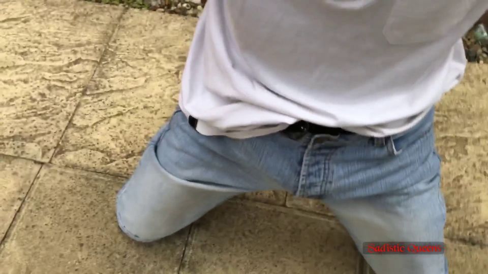 Sadistic Queens – Squishysax – Miss Tiffany Naylor – Brutal Ballbusting Pov