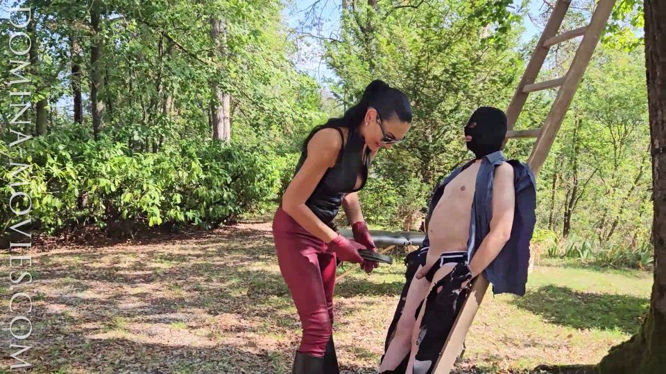 Madame Catarina – Cruelest Beauty – The Housebreaker-istress – Chapter Two galery screen 1