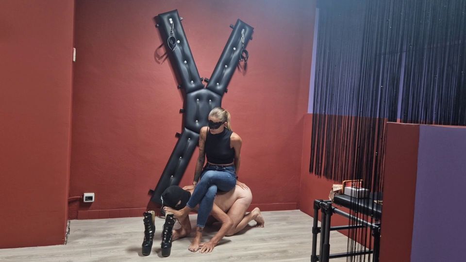 Mistress Magda – Stressed Ball