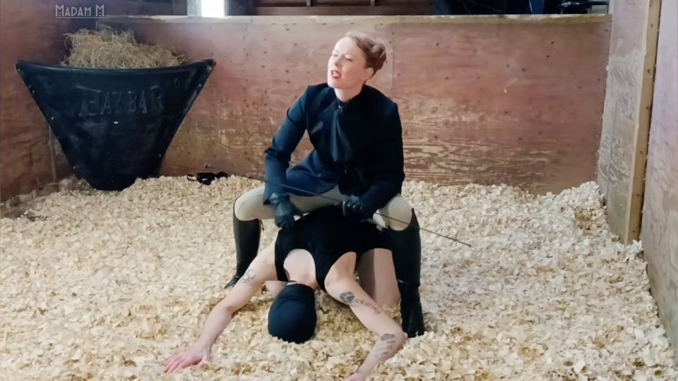 Madam M – Savage Stables Stomping Dressage Cropping Skin Scraping And Humiliating Beatdowns For The Stable Boy galery screen 1