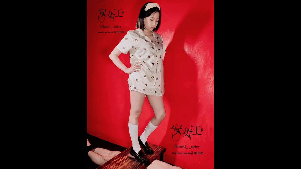 Mistress Ann – Red Wall Episode 3 Mistress Ann Steps On His Balls With High School Shoes In Cockbox