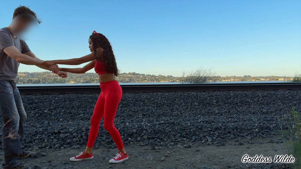 Goddesswilde – Ballbusting Express