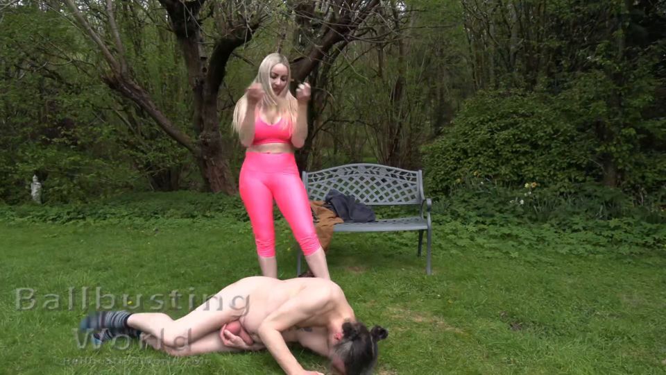 Miss Jessica Wood – Elite Uk Bdsm Mistress – Perv Gets Ballbusted In The Park galery screen 4