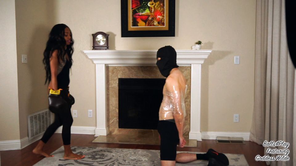 Goddess Wilde – Balls4play – Brutal Ballbusting Boxing