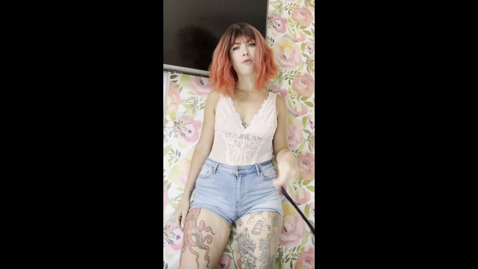 Yourhikerbabe – Crazy Bitch Destroys Your Balls Ballbusting Joi galery screen 1