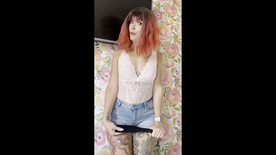 Yourhikerbabe – Crazy Bitch Destroys Your Balls Ballbusting Joi