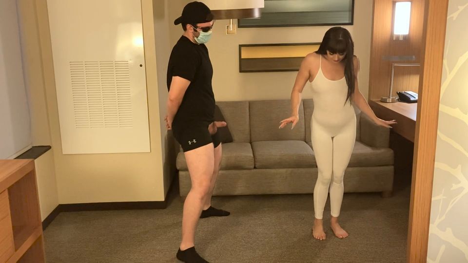 Onlyballkicking – Finish Him Barefoot Ballbusting galery screen 4