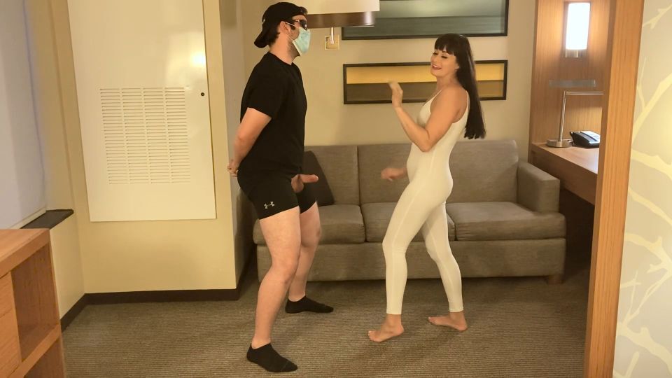 Onlyballkicking – Finish Him Barefoot Ballbusting galery screen 1