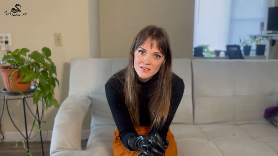 Evavenom – Latex Addiction Therapy