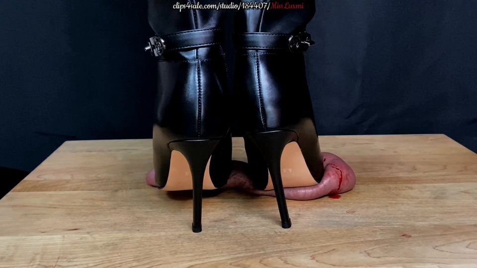 Missluxmi – Nearly Castrated Beneath My Heels